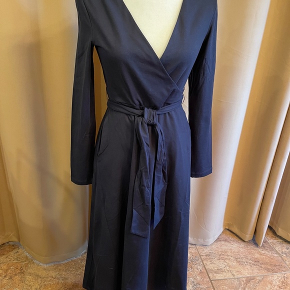 NEW! Pact Midnight Blue Belted Fit and Flare Faux Wrap Dress Size Small NWT! - Picture 2 of 10